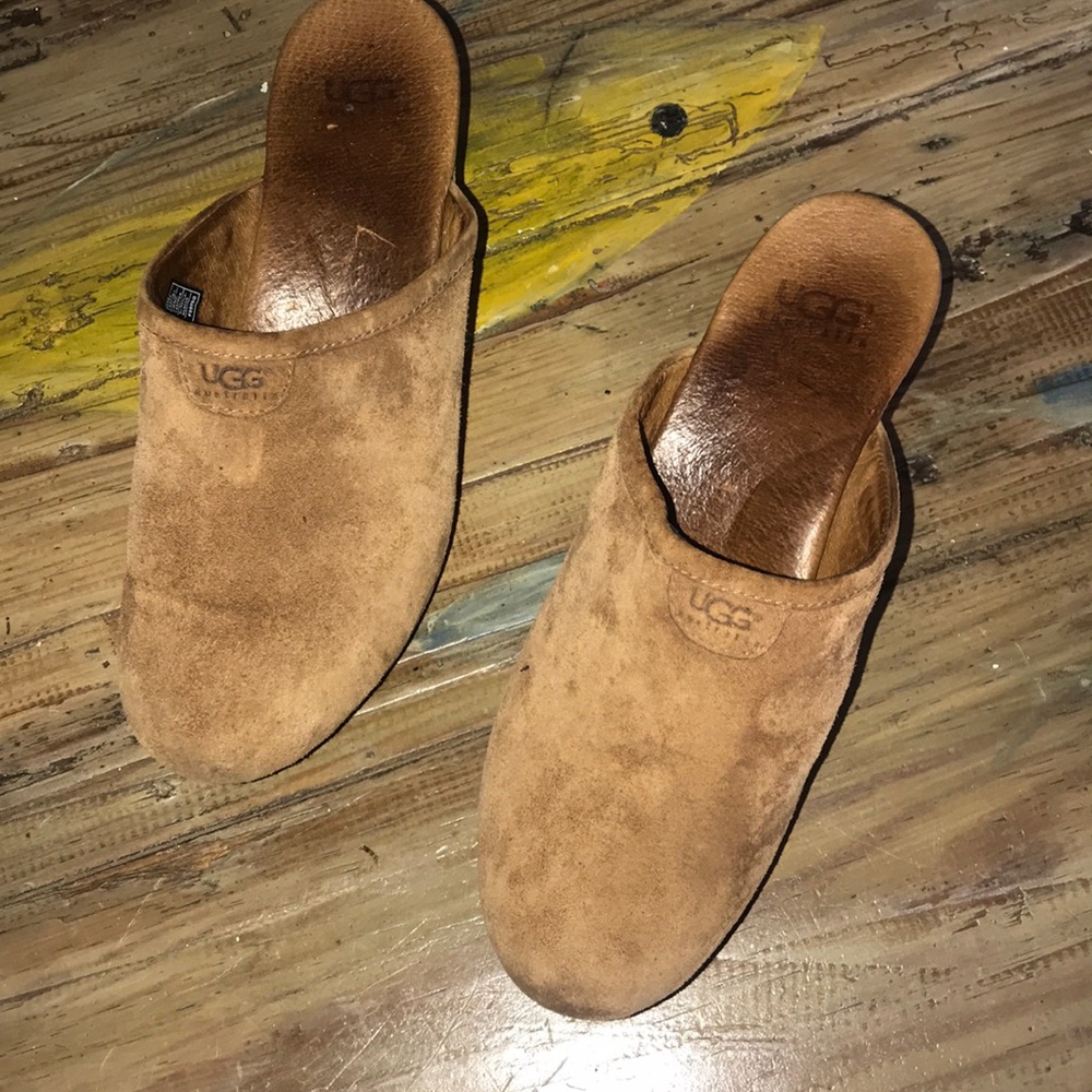 Ugg Abbie Suede Clogs Size 9